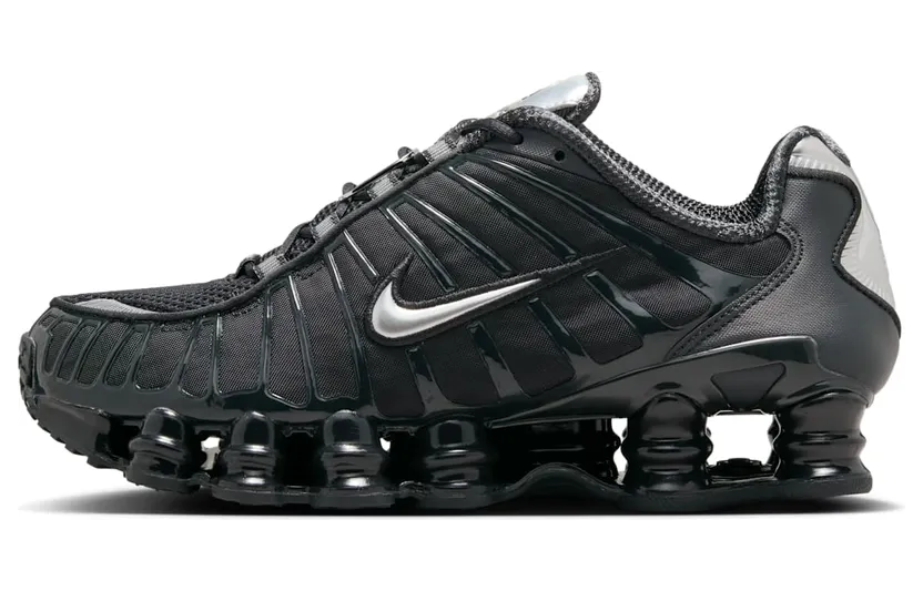 Nike Shox IB7704-001