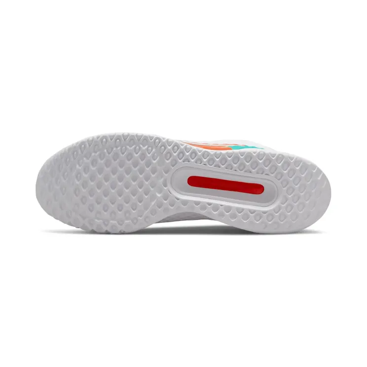 nikecourt DH0990-136