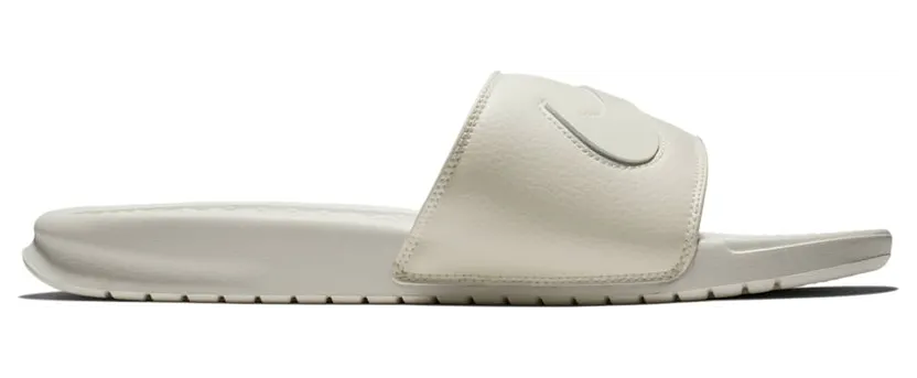 nike-benassi AQ8614-101