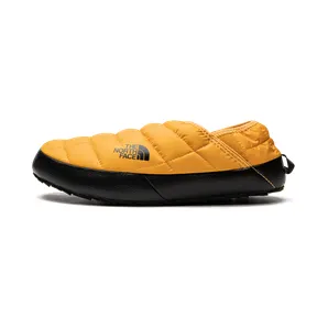 The North Face ThermoBall Traction V Mule “Summit Gold – TNF Black” (NF0A3UZN-ZU3)