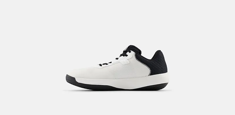 New Balance 696v6 White Black (MCH696W6)