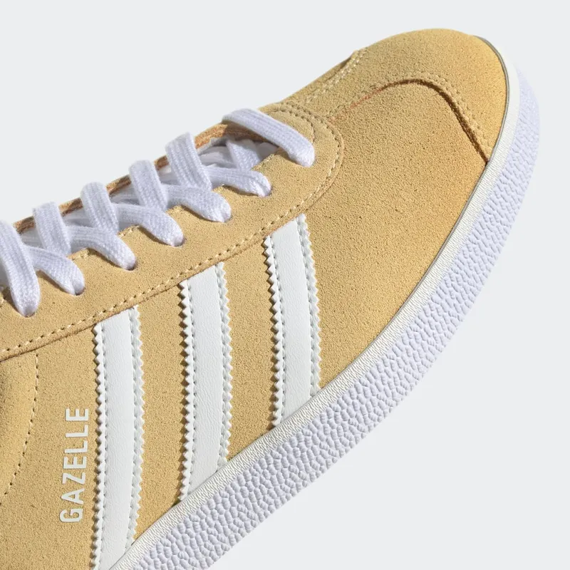 adidas Gazelle Orange Tint / Core White / Silver Metallic (GZ7683)
