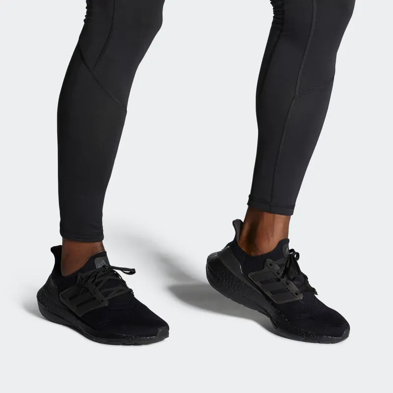 adidas Ultra Boost 2021 Triple Black Core Black/Core Black/Core Black (FY0306)