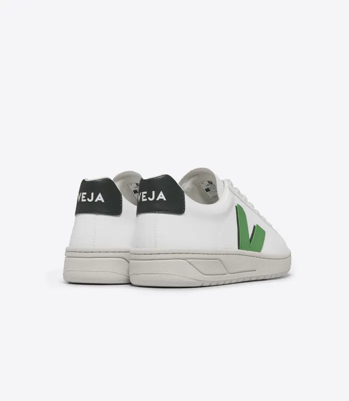 VEJA Urca CWL mit Logo-Applikation – White (UW0703509)