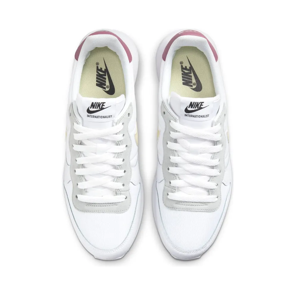 Nike Internationalist “White / Regal Pink / Light Mulberry / Lemon Drop” (DN4931-100)