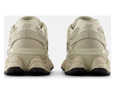 New Balance 9060 “Mono Shipyard”: eindelijk zwijgt de kleur (6)