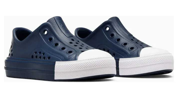 converse-chuck-taylor-all-star A06400C
