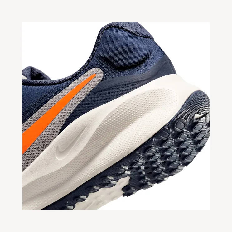 nike-revolution FB2207-009