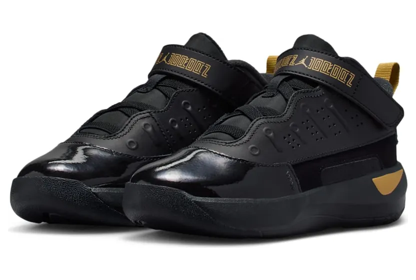 air-jordan-max-aura HQ2090-007