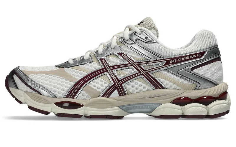 Asics Gel Cumulus 16 “Cream / Beniimo Purple” (1203A733-104)