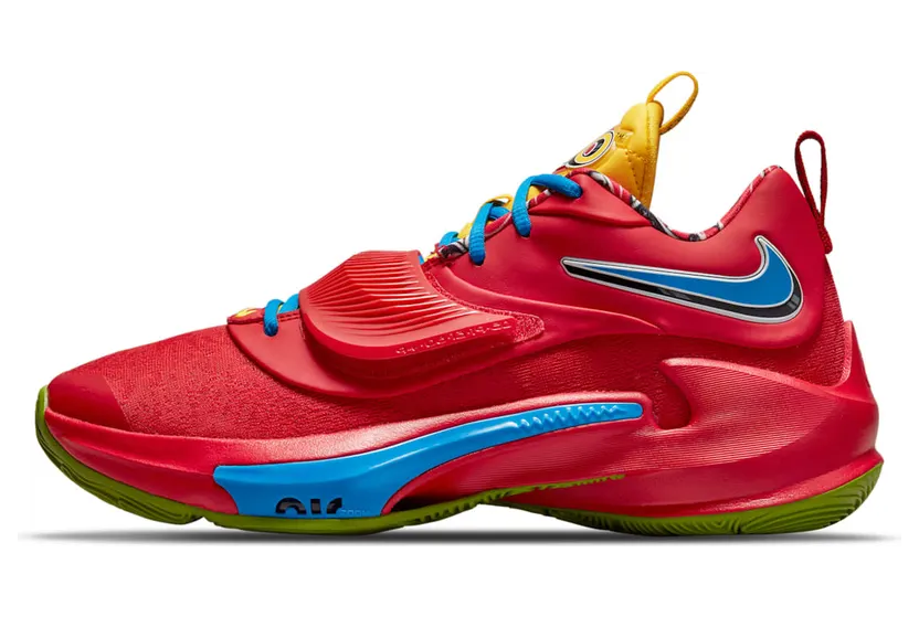 Zoom Freak 3 Rot (DC9364-600)