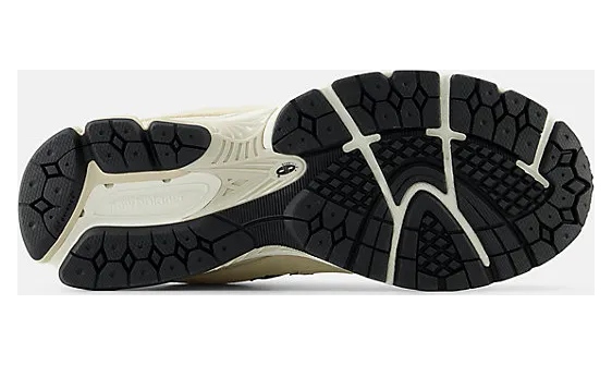 new-balance-2002r M2002RFA