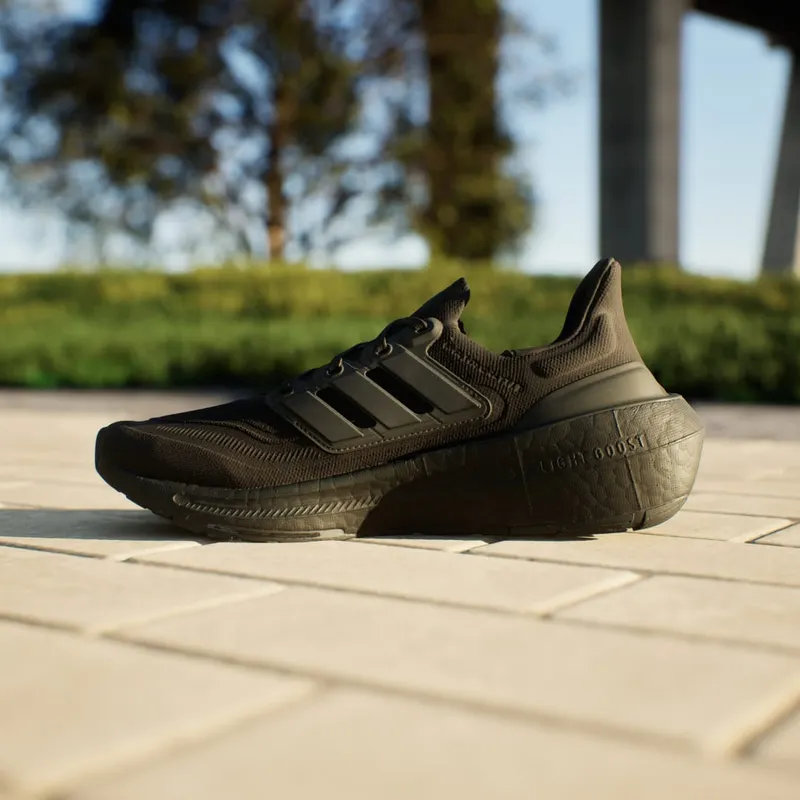 Adidas Ultraboost Light Core Black / Core Black / Core Black (GZ5159)