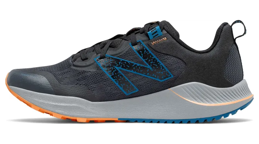 new-balance-sneaker MTNTRCS4