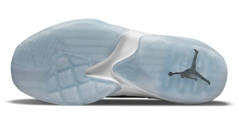air-jordan-max-aura CZ4167-005