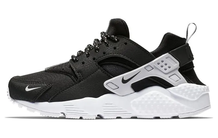 Nike Huarache SE Zwart (909143-006)