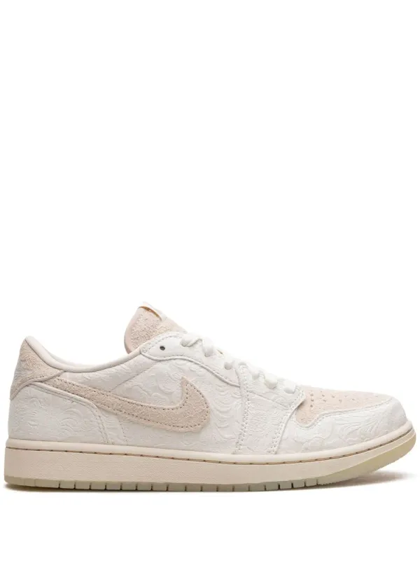 Jordan x Chris Paul Air Jordan 1 Low OG sneakers – Beige (FZ0455)