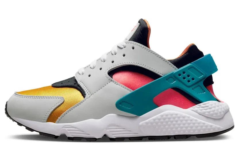 Nike Air Huarache DZ4859-001