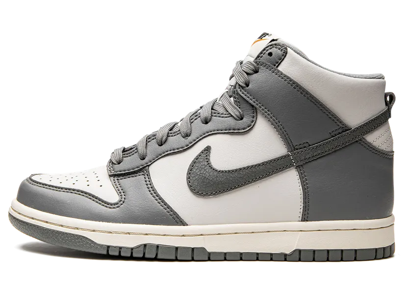 Nike Dunk High SE (GS) “Grey/Sail” (DM1028-001)