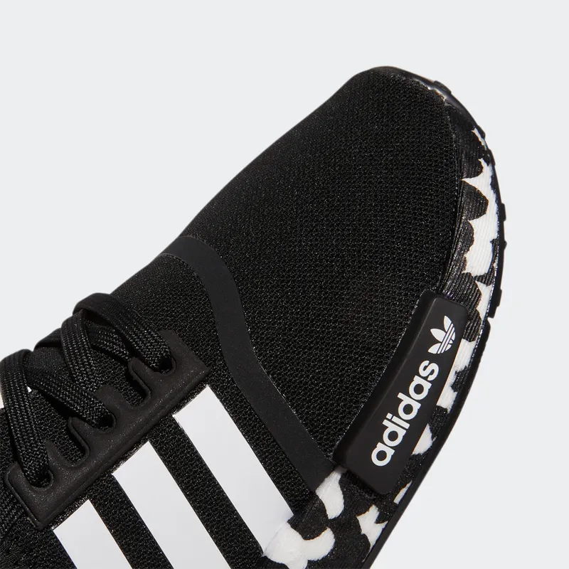 Adidas NMD_R1 Core Black / Core Black / Cloud White (GW9595)