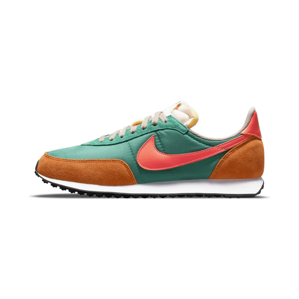 Nike Waffle Trainer 2 SP “Green Noise / Sport Spice / Moon Fossil / Bright Crimson” (DC2646-300)