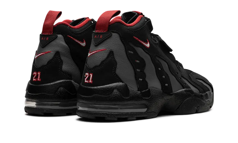 Nike AIR DT MAX ’96 “Falcons” (HQ3620-010)