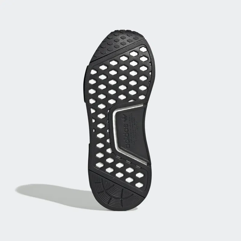 adidas NMD_R1 Core Black / Core Black / Cloud White (EF4276)